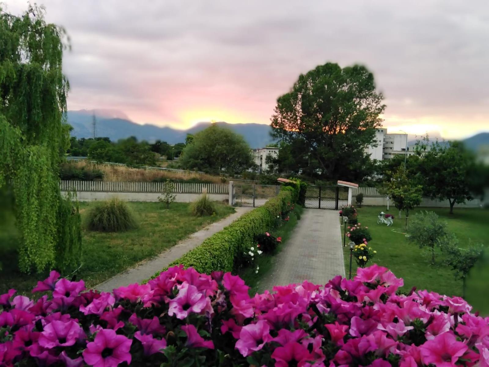 Parco Delle Rose Vila Sulmona Exterior foto